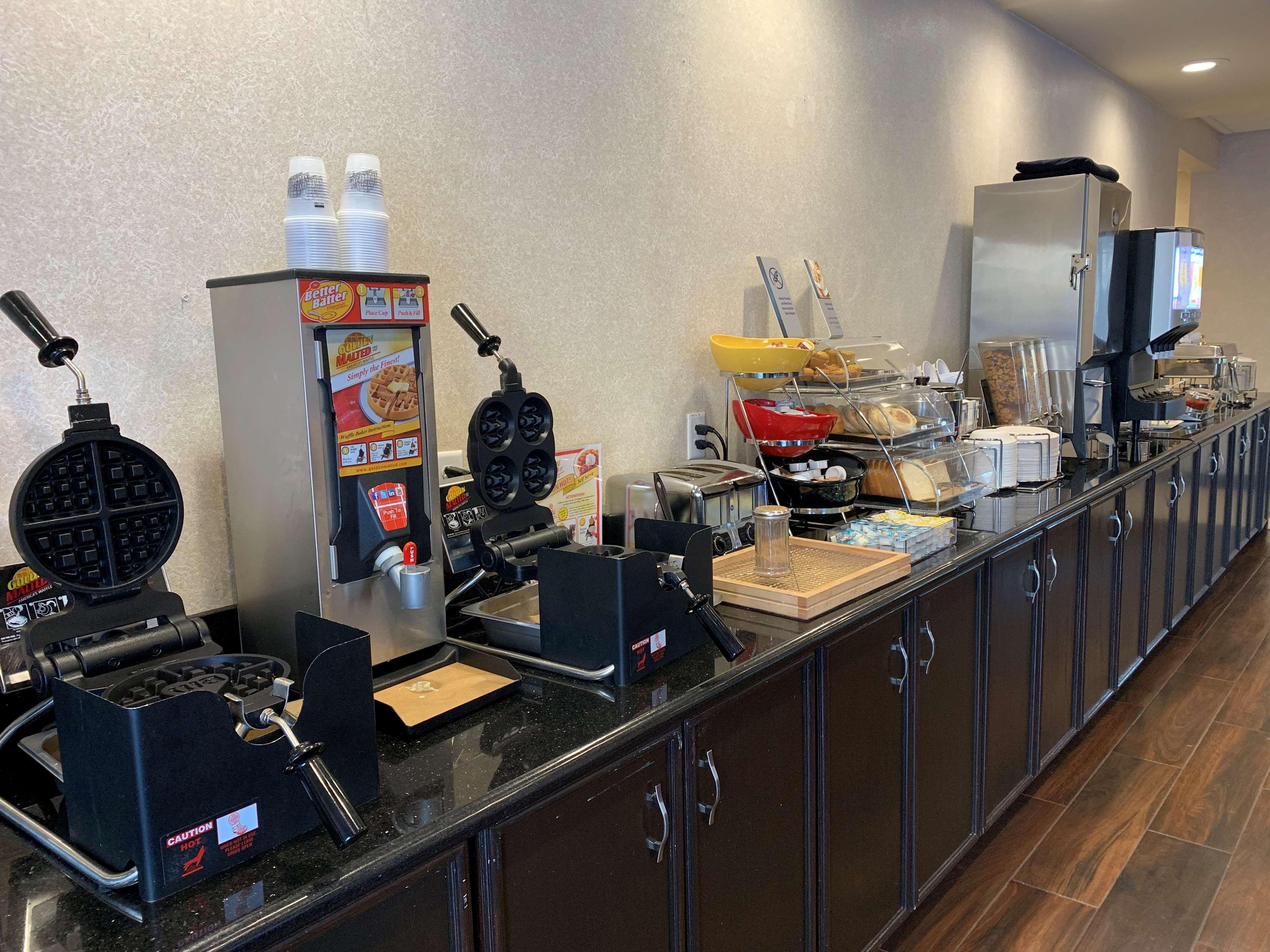 Comfort Inn Saint Paul East Oakdale Екстериор снимка